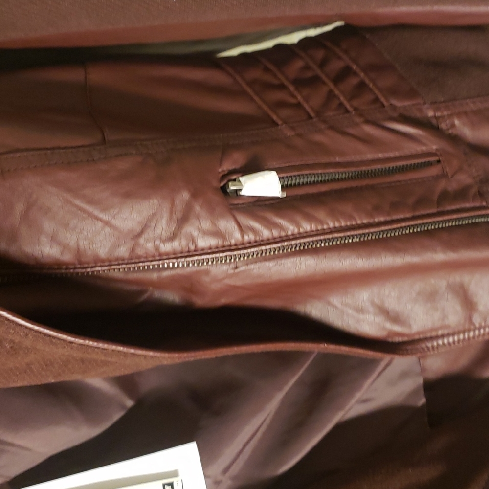 Leather Jacet - Picture 3 of 8